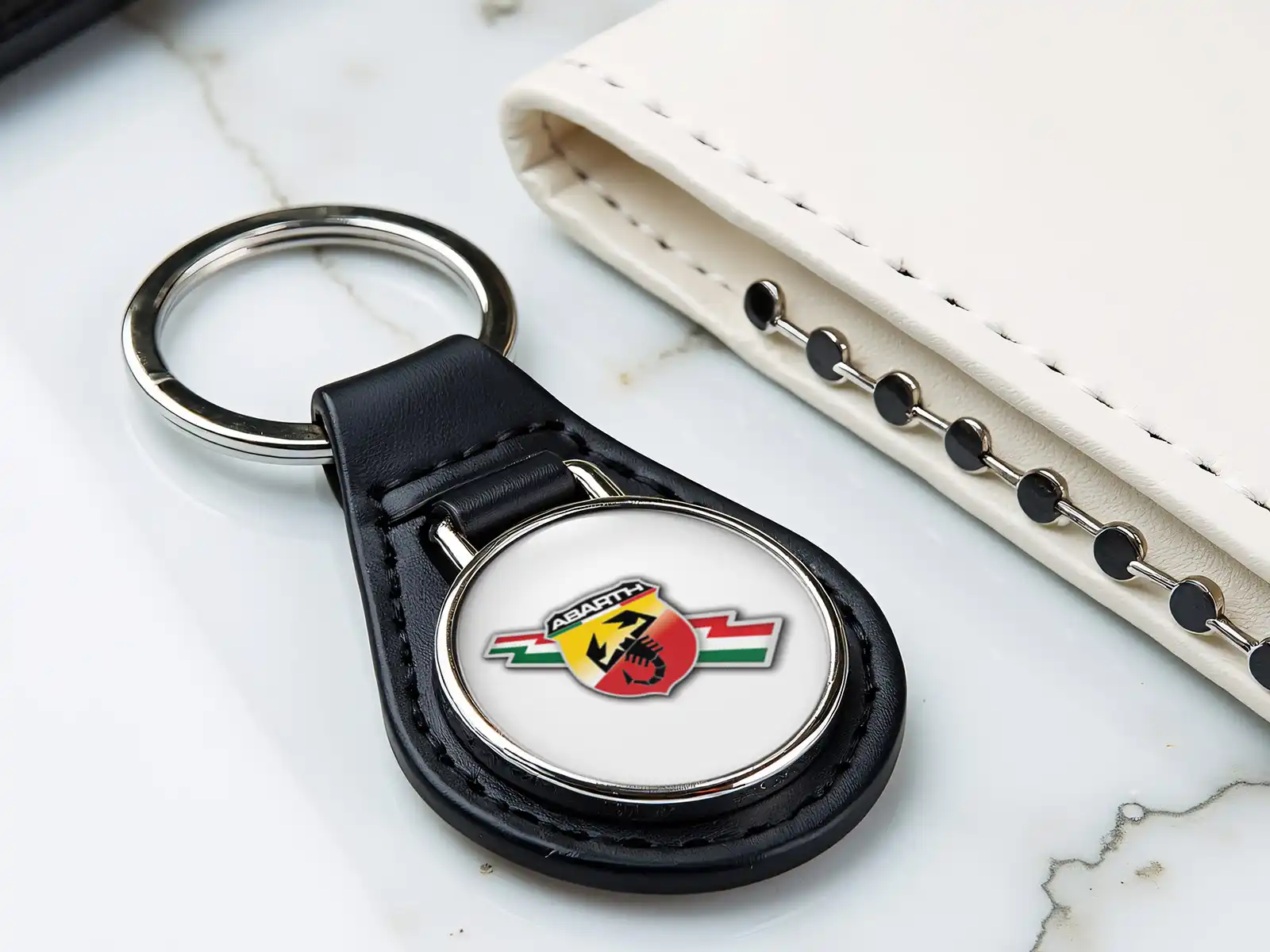 Fiat Abarth Cadena de Llaves Cuero Duradero Mínimo Toque Lujo